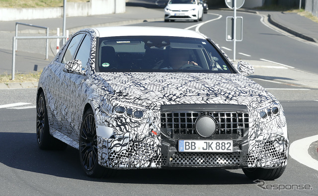 メルセデス AMG E53 次期型プロトタイプ(スクープ写真)