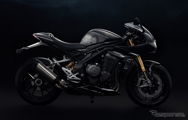 トライアンフ・スピードトリプル1200RRボンドエディション