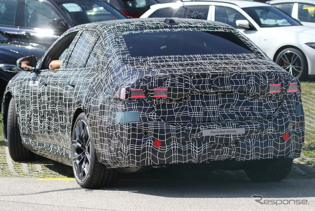 BMW i5 M60 プロトタイプ(スクープ写真)