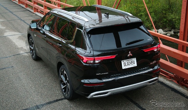 三菱 アウトランダー PHEV 新型(米国仕様)