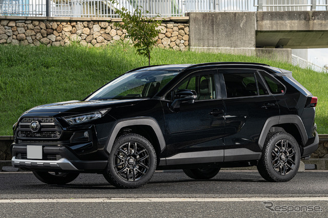 トヨタ RAV4×レイズ チームデイトナ F6 drive/18×7.5J IN45、タイヤサイズ=225/60R18