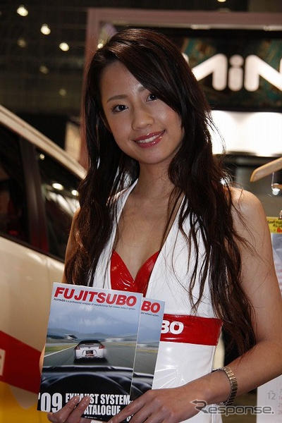 【東京オートサロン09】写真蔵…FUJITSUBO