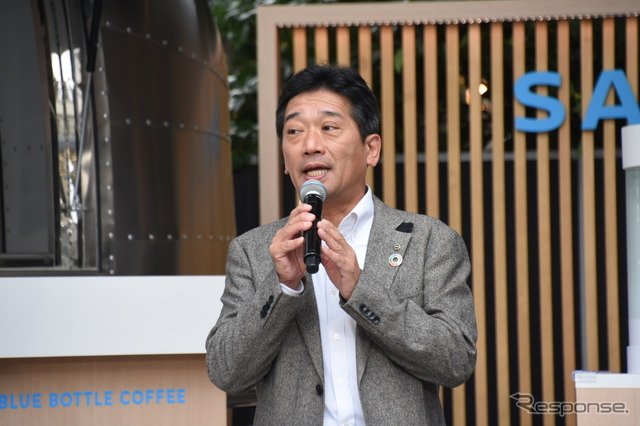 SAKURA COFFEE オープン記念イベントに登壇する日産自動車 神田昌明氏