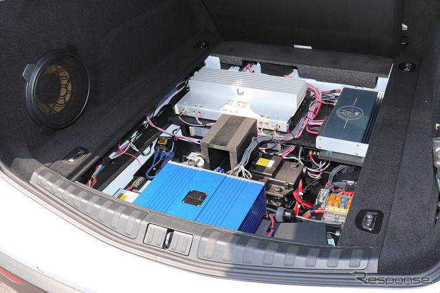 エタニ電機の『ETN-1』を搭載したオーディオカーの一例(製作ショップ:サウンドワークス<千葉県>)。