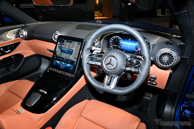 メルセデスAMG SL43