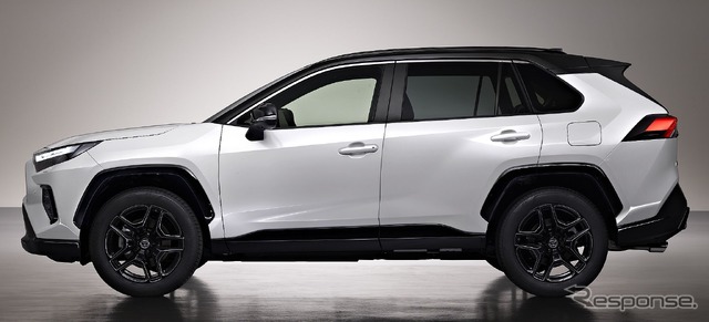 トヨタ RAV4 ハイブリッド「GR SPORT」(欧州仕様)