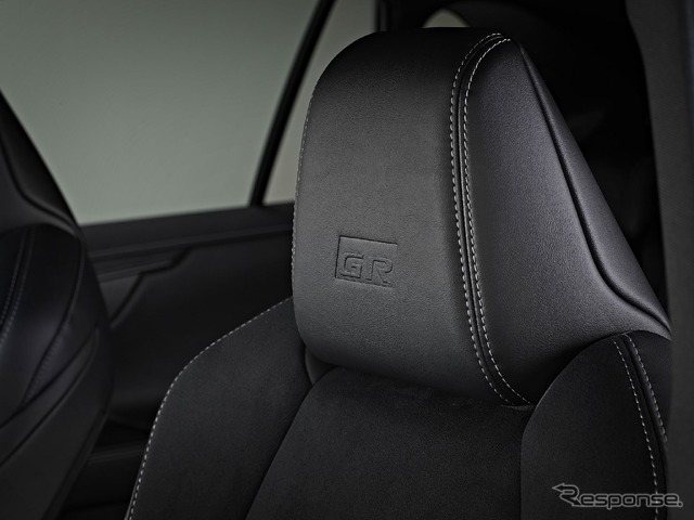 トヨタ RAV4 ハイブリッド「GR SPORT」(欧州仕様)