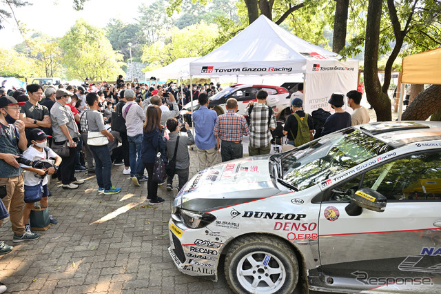 会場に展示されたラリーカー