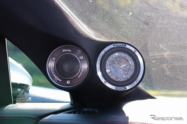 ドアスピーカーを「アウター化」にて装着したオーディオカーの一例(製作ショップ:ルロワ<愛知県>)。