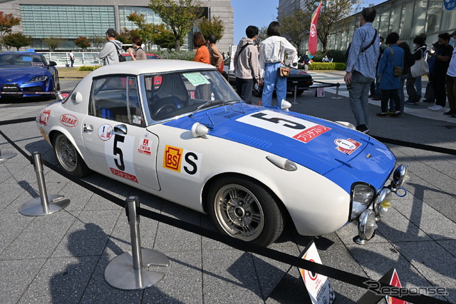 「自動車の未来とモータースポーツ」展の展示車両