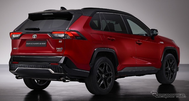 トヨタ RAV4 プラグインハイブリッド GR SPORT(欧州仕様)