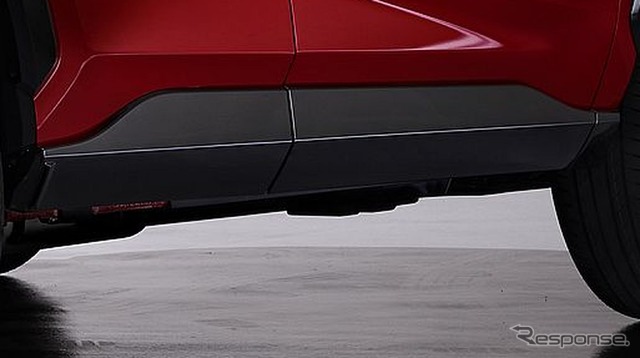 トヨタ RAV4 プラグインハイブリッド GR SPORT(欧州仕様)