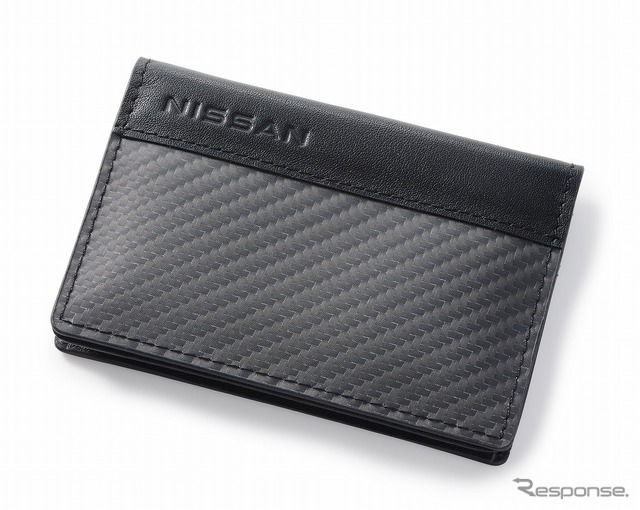 NISSAN リアルカーボンカードケース