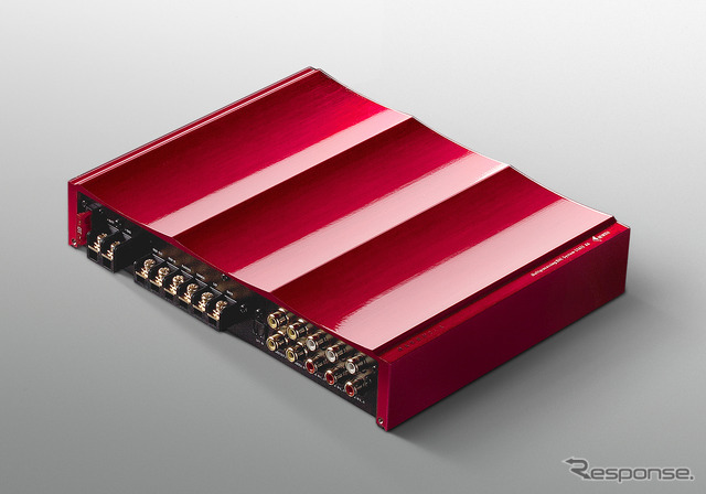 左右で別体化、またはchごとで別体化されたモデルもラインナップする「プロセッサー」の一例(ビーウィズ・STATE A6R series)。