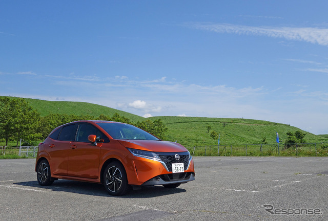 新世代日産のデザインテイスト。日産車に長らく関わってきた中村デザインから脱皮しつつある感。