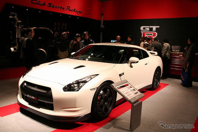 【東京オートサロン09】写真蔵…日産 GT-R NISMOクラブスポーツパッケージ