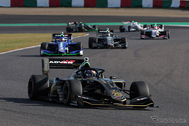 5位の#20 平川亮(carenex TEAM IMPUL)