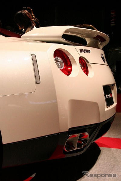【東京オートサロン09】写真蔵…日産 GT-R NISMOクラブスポーツパッケージ