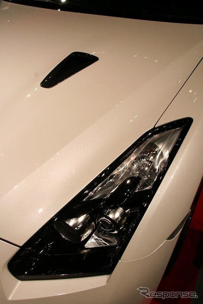 【東京オートサロン09】写真蔵…日産 GT-R NISMOクラブスポーツパッケージ