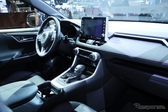 トヨタ RAV4プライム(ロサンゼルスモーターショー2019)