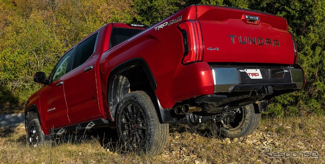 トヨタ・タンドラ 新型の「TRDリフトキット」装着車