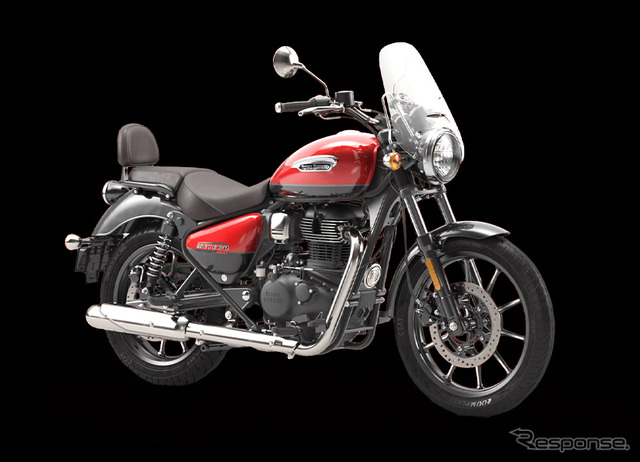 ロイヤルエンフィールド メテオ350（スパノヴァレッド）