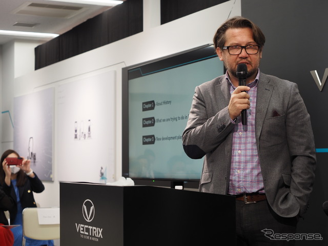 ベクトリクスの世界戦略について語る Piotr Stec CEO