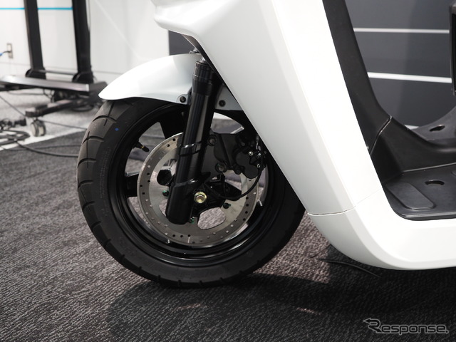 ベクトリクス「i-Cargo」の前輪