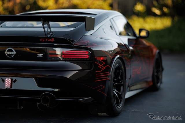 Nissan Z GT4