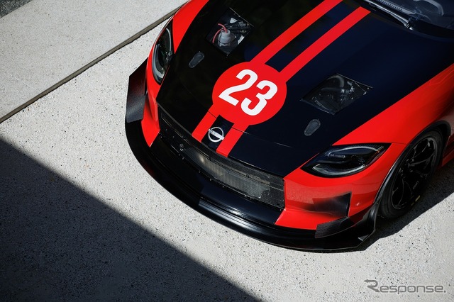 Nissan Z GT4