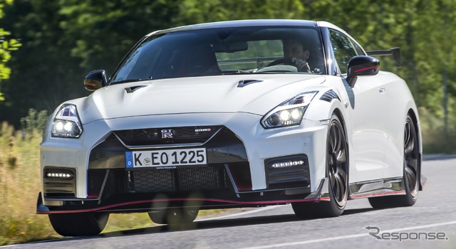 日産 GT-R NISMO(米国仕様)