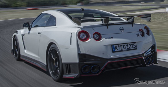 日産 GT-R NISMO(米国仕様)