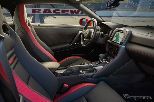 日産 GT-R NISMO(米国仕様)