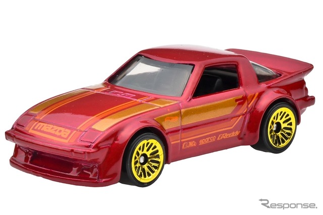 マツダ RX-7（11月5日発売）