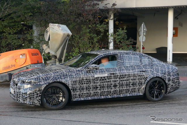 BMW M5 次期型プロトタイプ(スクープ写真)