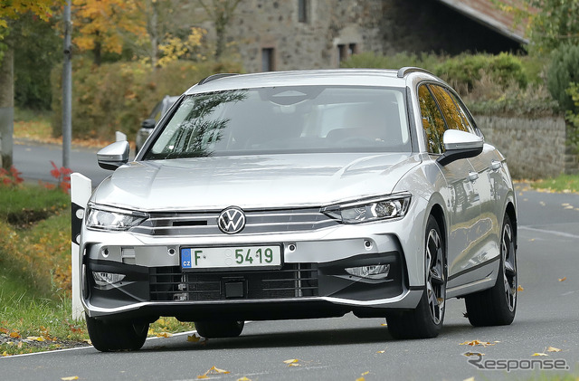 VW パサート 次期型プロトタイプ(スクープ写真)