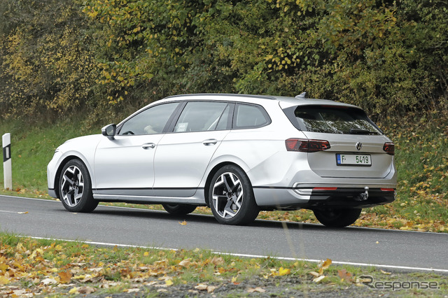 VW パサート 次期型プロトタイプ(スクープ写真)