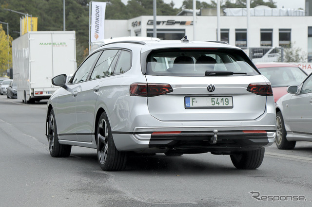 VW パサート 次期型プロトタイプ(スクープ写真)