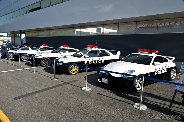 栃木県警スーパーカーパトカー