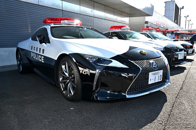 栃木県警スーパーカーパトカー