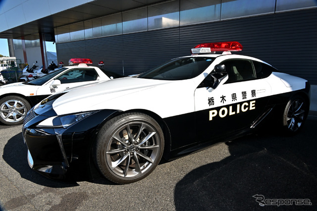 栃木県警スーパーカーパトカー