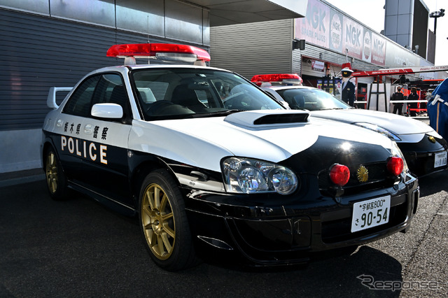 栃木県警スーパーカーパトカー