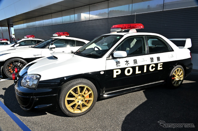 栃木県警スーパーカーパトカー