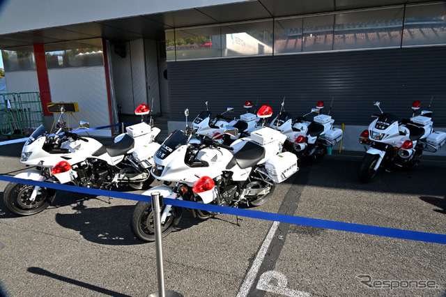 栃木県警スーパーカーパトカー