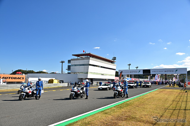 栃木県警スーパーカーパトカー
