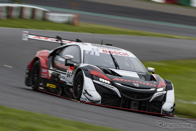 GT500クラスポールポジションの#64 Modulo NSX-GT(伊沢拓也/大津弘樹)