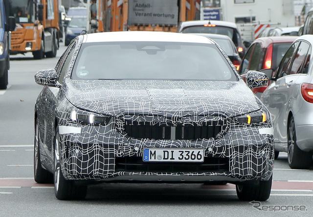 BMW 5シリーズ 次期型 プロトタイプ(スクープ写真)