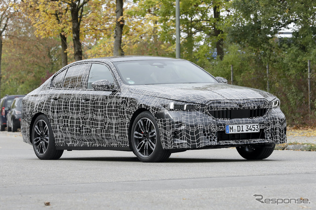 BMW 5シリーズ 次期型 プロトタイプ(スクープ写真)