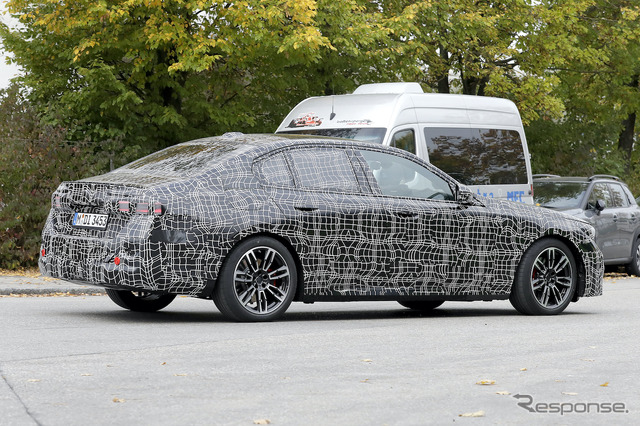 BMW 5シリーズ 次期型 プロトタイプ(スクープ写真)