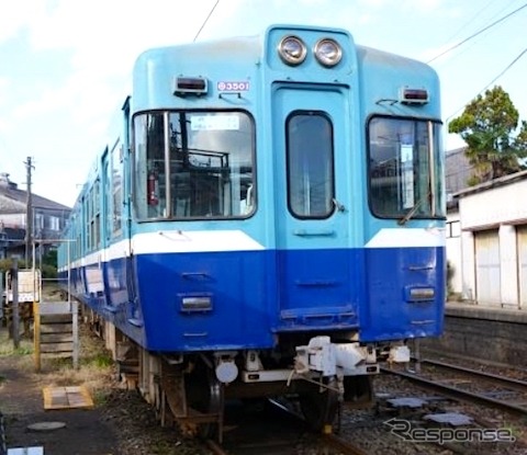 11月12日から「銚電ロマンスシート」の利用が開始される3000形3501号。